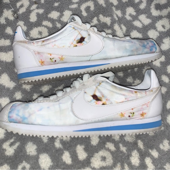 NIKE CHEERY BLOSSOM AIR RIFT & CORTEZK - Picture 1 of 9